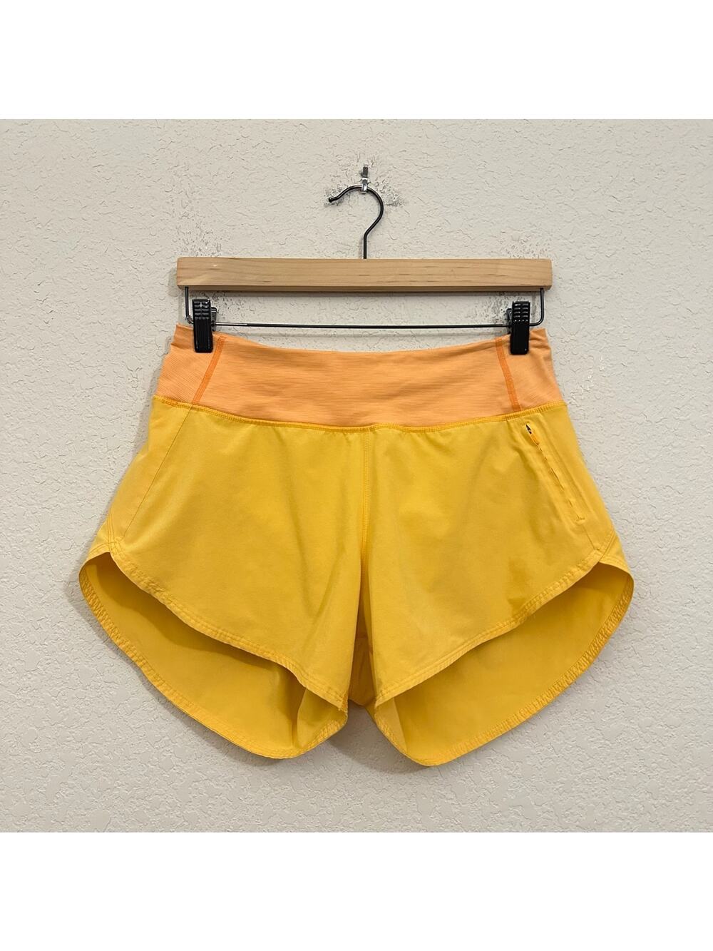 OUTDOOR VOICES Hudson Shorts Sunrise Yellow Lined Running Athletic